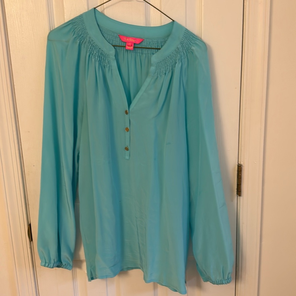 Lilly Pulitzer Elsa top- size Large- sky blue